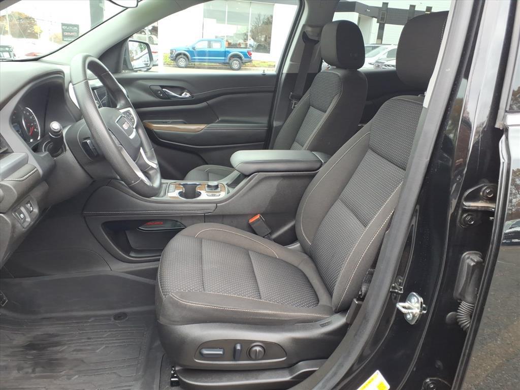 used 2023 GMC Acadia car, priced at $27,807