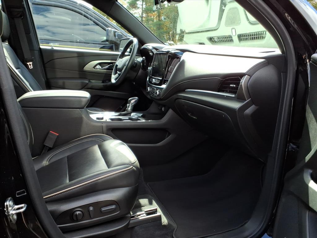 used 2023 Chevrolet Traverse car, priced at $36,108