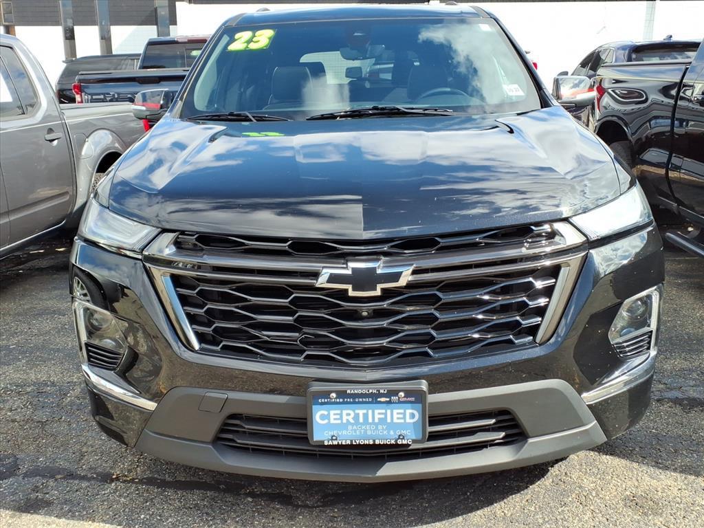 used 2023 Chevrolet Traverse car, priced at $36,108