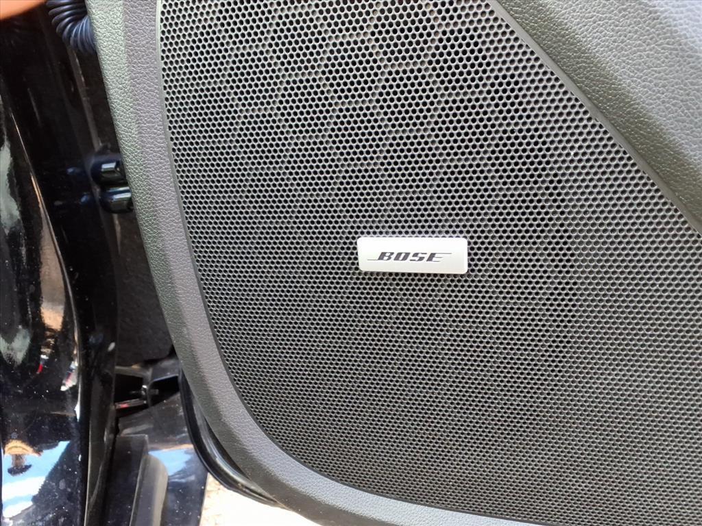 used 2023 Chevrolet Traverse car, priced at $36,108