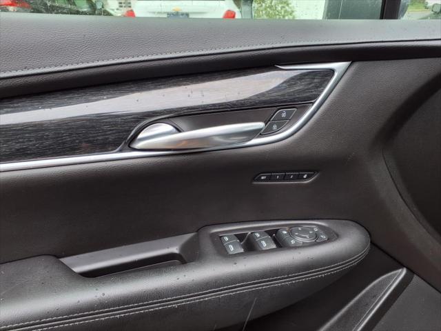 used 2020 Cadillac XT5 car, priced at $27,574