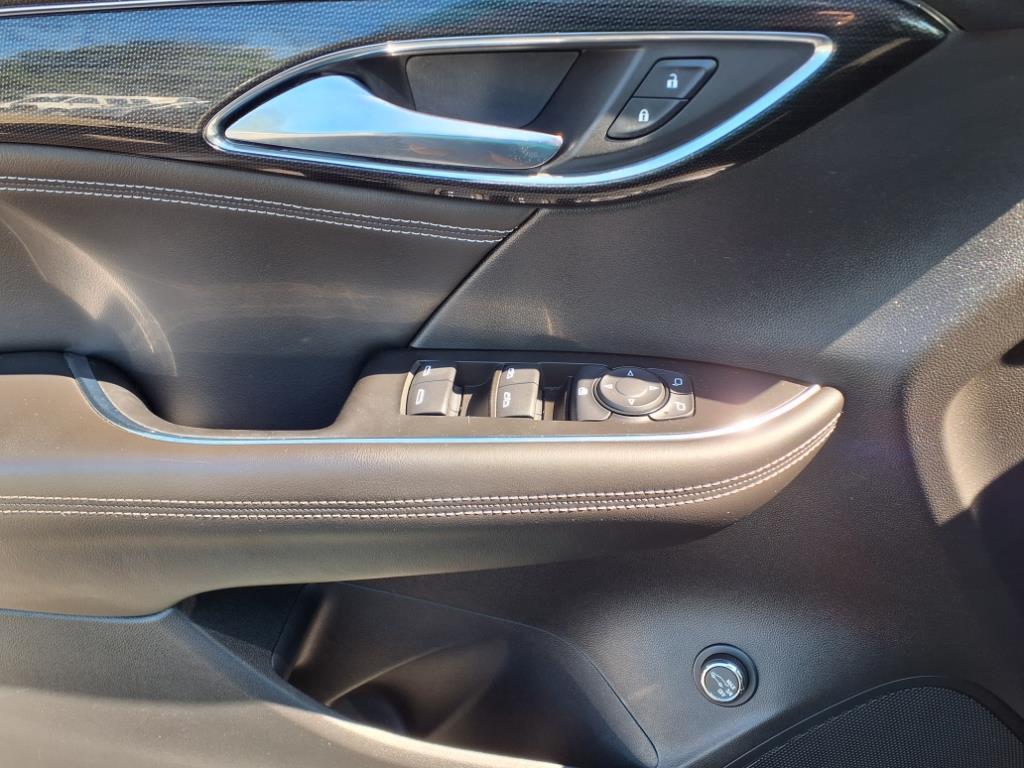 used 2021 Buick Envision car, priced at $21,091