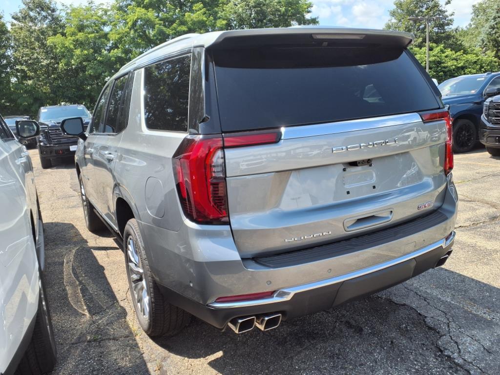 new 2025 GMC Yukon car, priced at $94,075