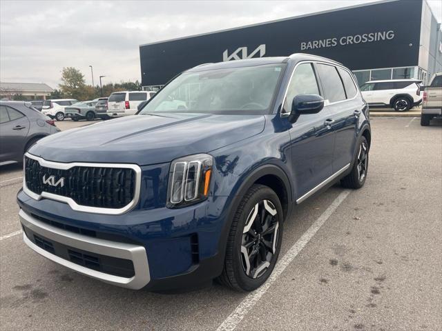 used 2023 Kia Telluride car, priced at $37,597