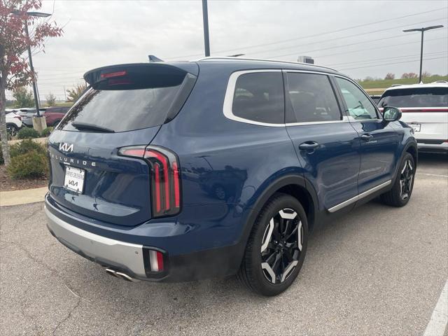 used 2023 Kia Telluride car, priced at $37,597