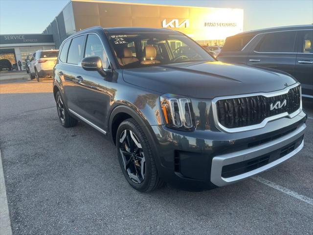 used 2023 Kia Telluride car, priced at $36,900