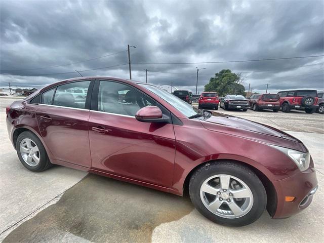 used 2015 Chevrolet Cruze car, priced at $11,000