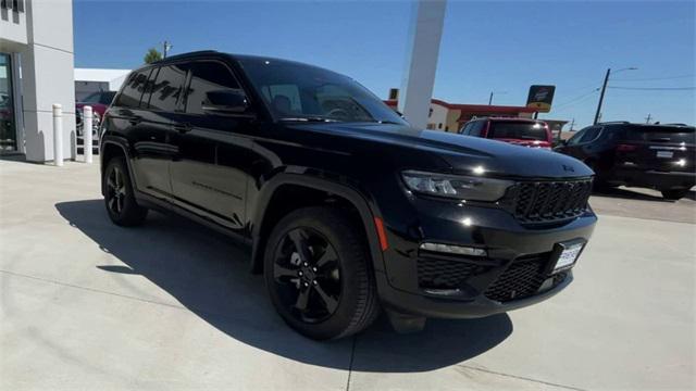 new 2024 Jeep Grand Cherokee car, priced at $50,568