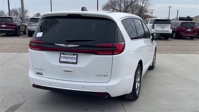 new 2024 Chrysler Pacifica car, priced at $48,660