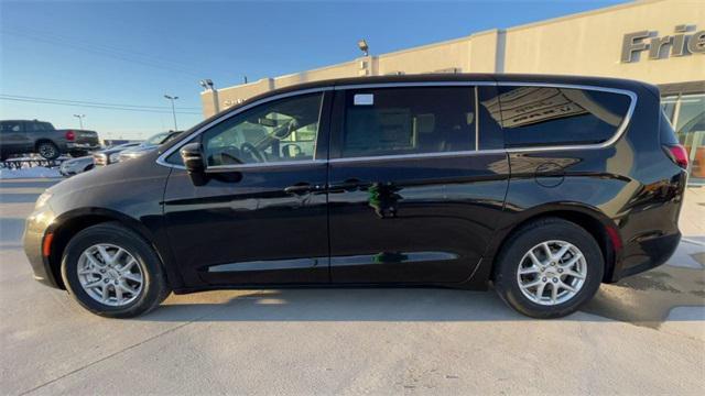 new 2025 Chrysler Pacifica car, priced at $43,754