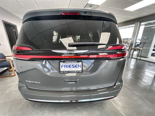 new 2025 Chrysler Pacifica car, priced at $40,626