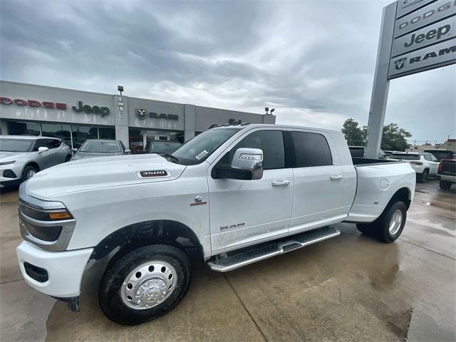new 2025 Ram 3500 car, priced at $78,478