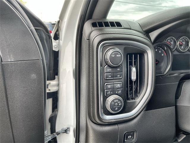 used 2021 Chevrolet Silverado 1500 car, priced at $40,244