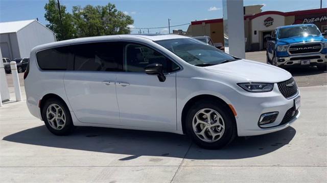new 2024 Chrysler Pacifica car, priced at $50,780