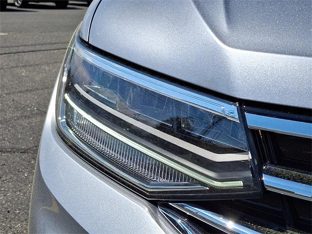 used 2024 Volkswagen Tiguan car, priced at $30,998