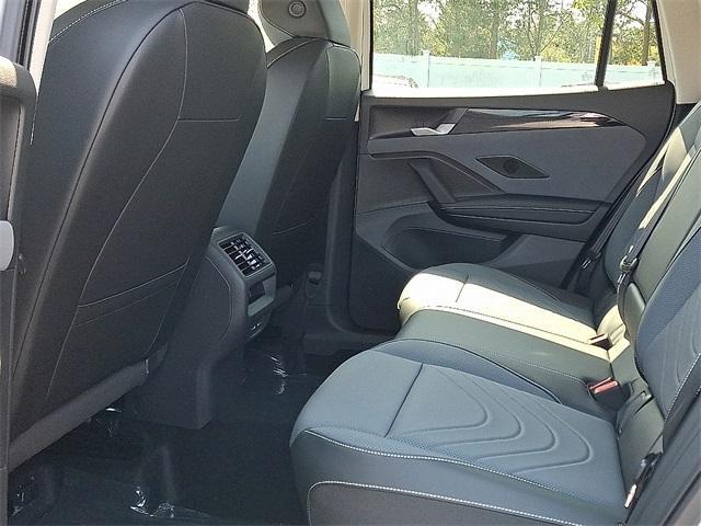 new 2025 Volkswagen Tiguan car, priced at $37,262