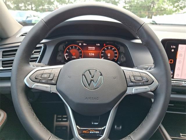 new 2025 Volkswagen Atlas car, priced at $50,281