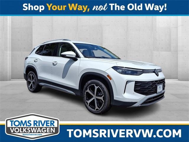 new 2025 Volkswagen Tiguan car, priced at $36,094