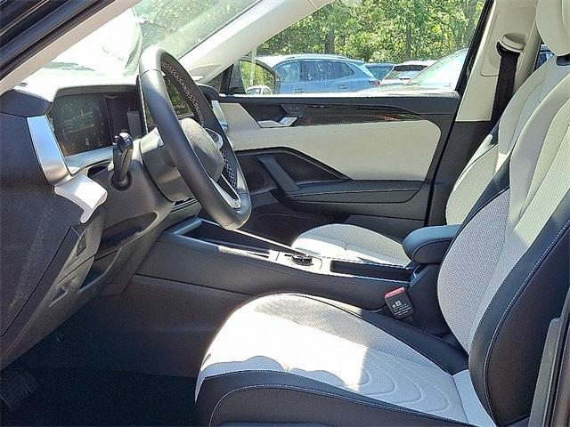 new 2025 Volkswagen Tiguan car, priced at $36,094