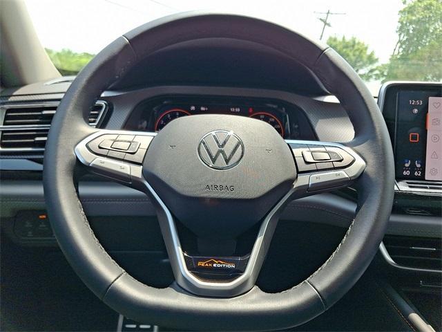 new 2025 Volkswagen Atlas car, priced at $49,186