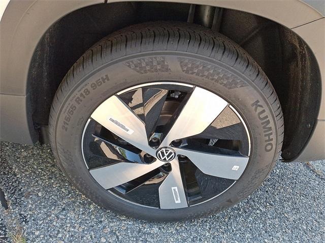 new 2025 Volkswagen Taos car, priced at $29,226