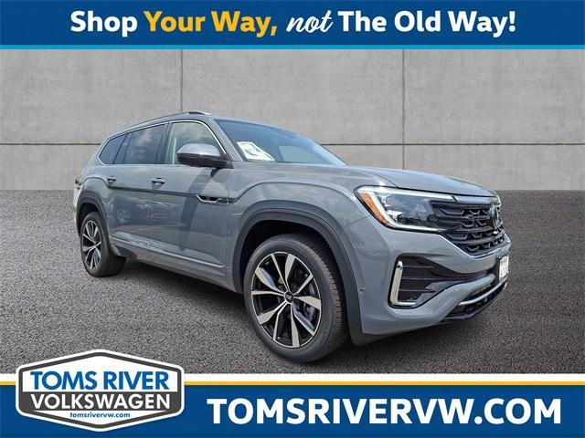 new 2025 Volkswagen Atlas car, priced at $57,689