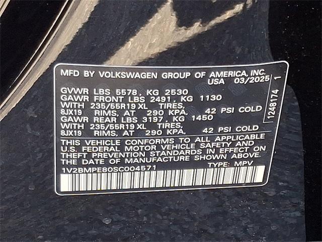 new 2025 Volkswagen ID.4 car, priced at $42,676