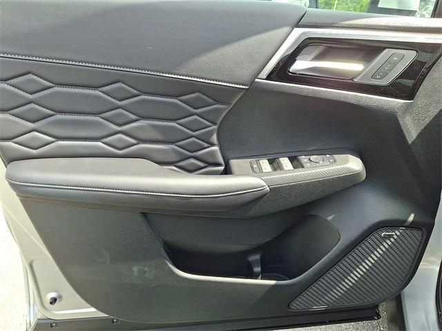 new 2025 Mitsubishi Outlander car, priced at $40,055