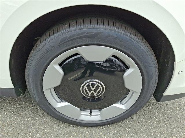 new 2025 Volkswagen ID. Buzz car, priced at $62,427