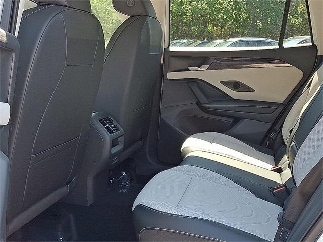 new 2025 Volkswagen Tiguan car, priced at $38,742