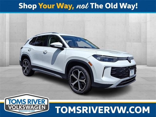 new 2025 Volkswagen Tiguan car, priced at $38,462