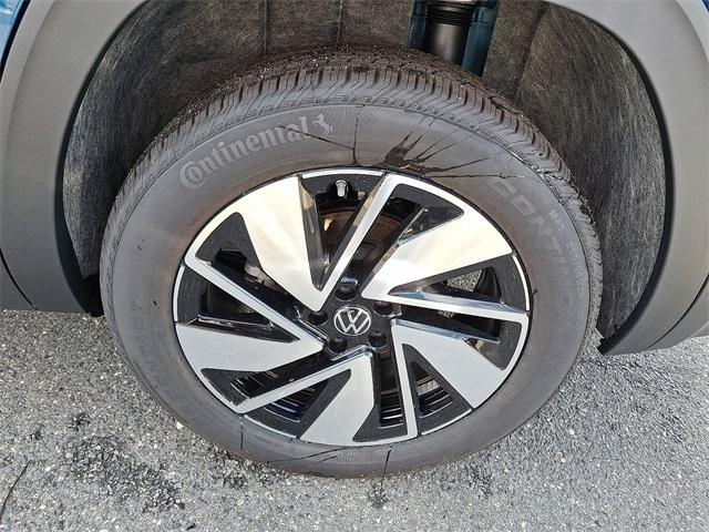new 2026 Volkswagen Atlas car, priced at $49,050