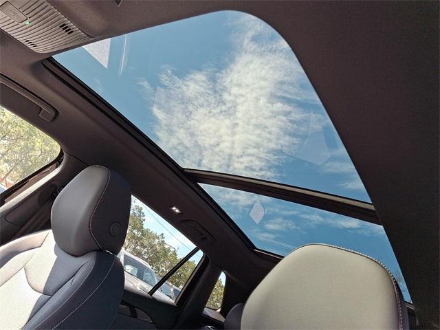 new 2025 Volkswagen Tiguan car, priced at $40,247
