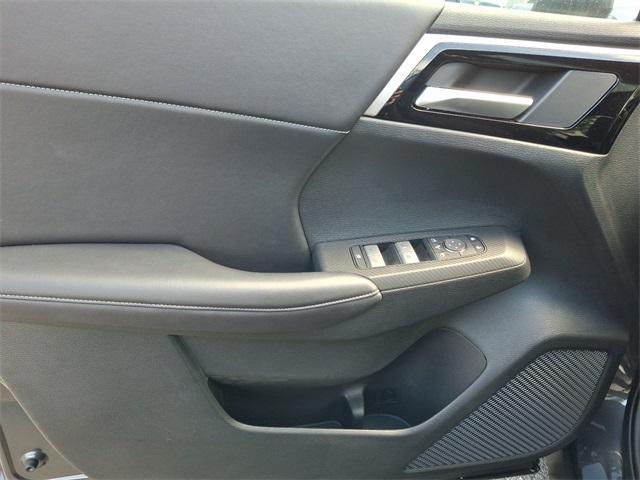 new 2025 Mitsubishi Outlander PHEV car, priced at $47,560