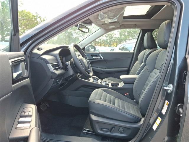 new 2025 Mitsubishi Outlander PHEV car, priced at $47,560