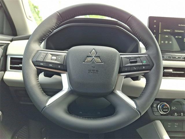 new 2025 Mitsubishi Outlander car, priced at $37,385