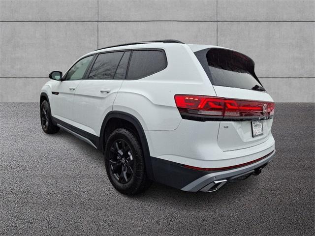 new 2025 Volkswagen Atlas car, priced at $49,356