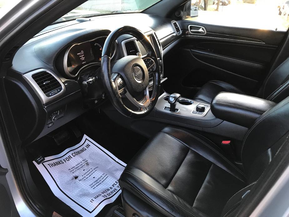 used 2015 Jeep Grand Cherokee car, priced at $12,995