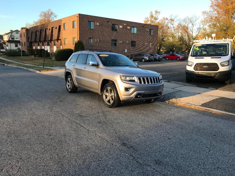 used 2015 Jeep Grand Cherokee car, priced at $12,995