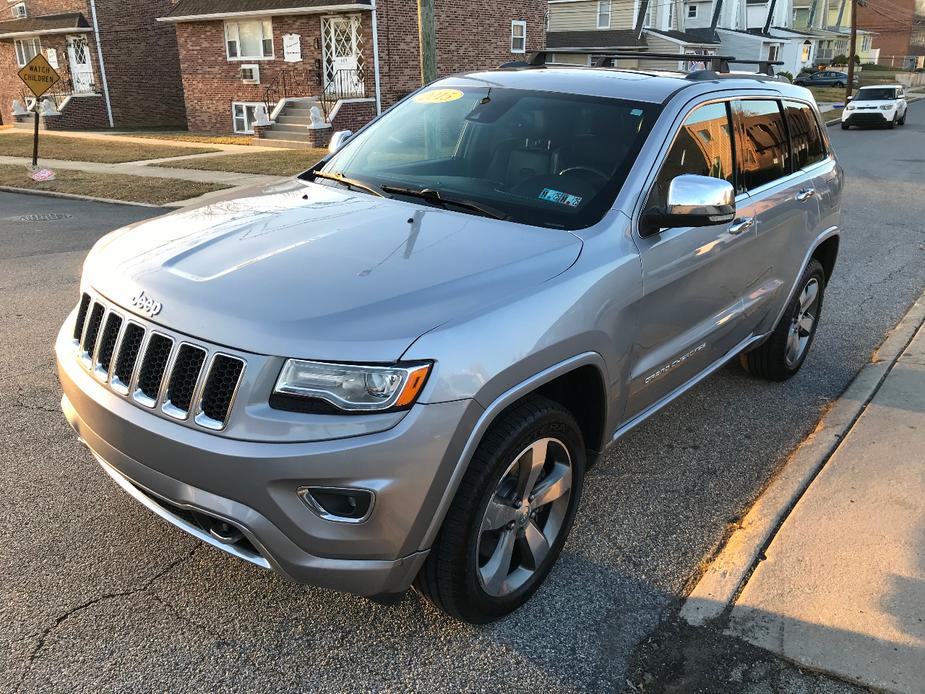 used 2015 Jeep Grand Cherokee car, priced at $12,995