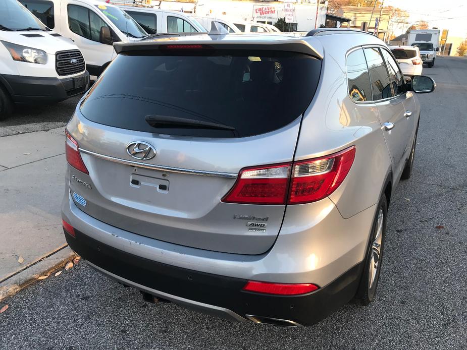 used 2014 Hyundai Santa Fe car, priced at $9,495