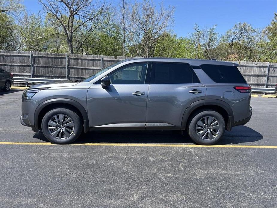 new 2024 Nissan Pathfinder car, priced at $38,375