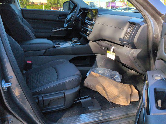 new 2025 Nissan Pathfinder car, priced at $36,799