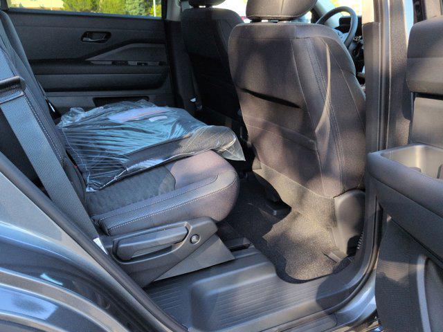 new 2025 Nissan Pathfinder car, priced at $36,799