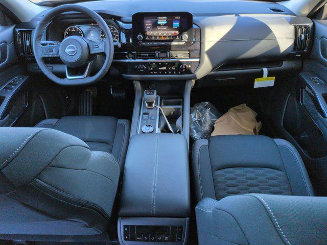 new 2025 Nissan Pathfinder car, priced at $36,799