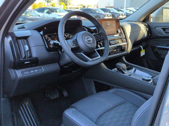 new 2025 Nissan Pathfinder car, priced at $36,799
