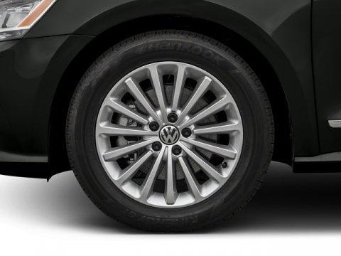 used 2018 Volkswagen Passat car