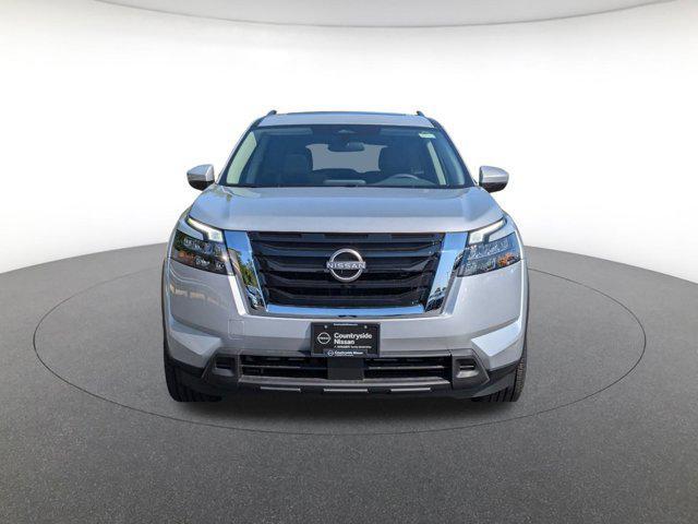 new 2024 Nissan Pathfinder car, priced at $43,399