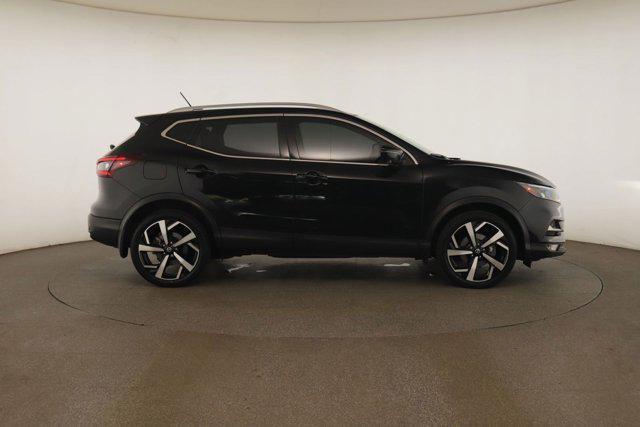 used 2021 Nissan Rogue Sport car, priced at $21,999