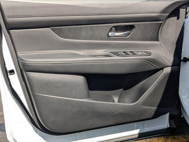 new 2025 Nissan Murano car, priced at $41,022